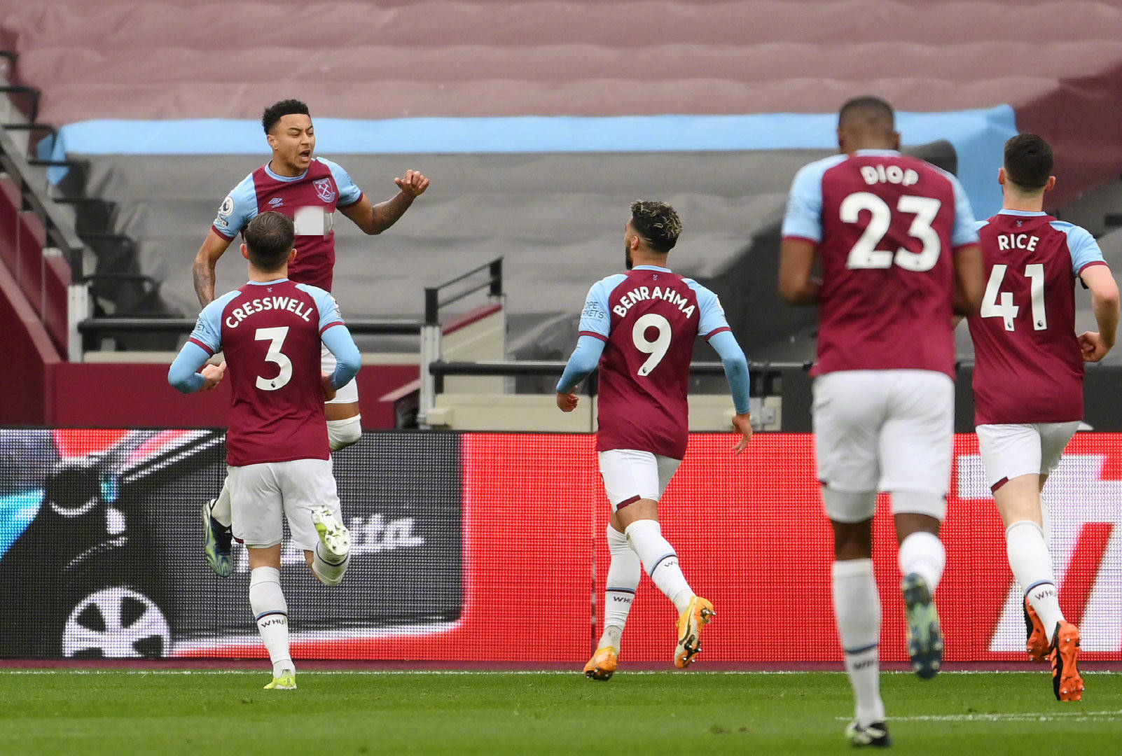 羽守住荣耀 羽守住荣耀